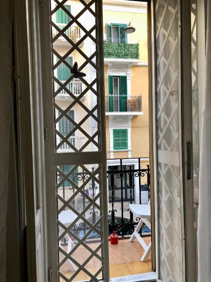 Апартаменти Valentino Барі Екстер'єр фото